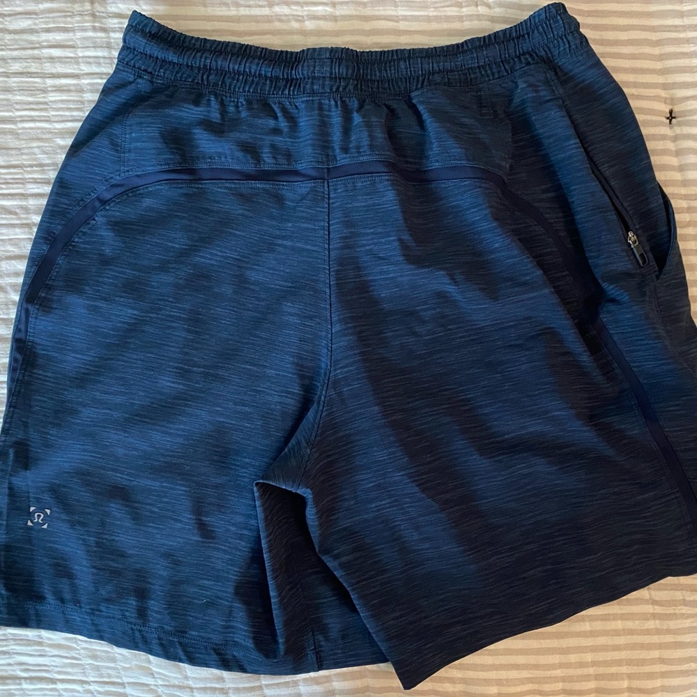 Navy Lululemon Pace Breaker 7”